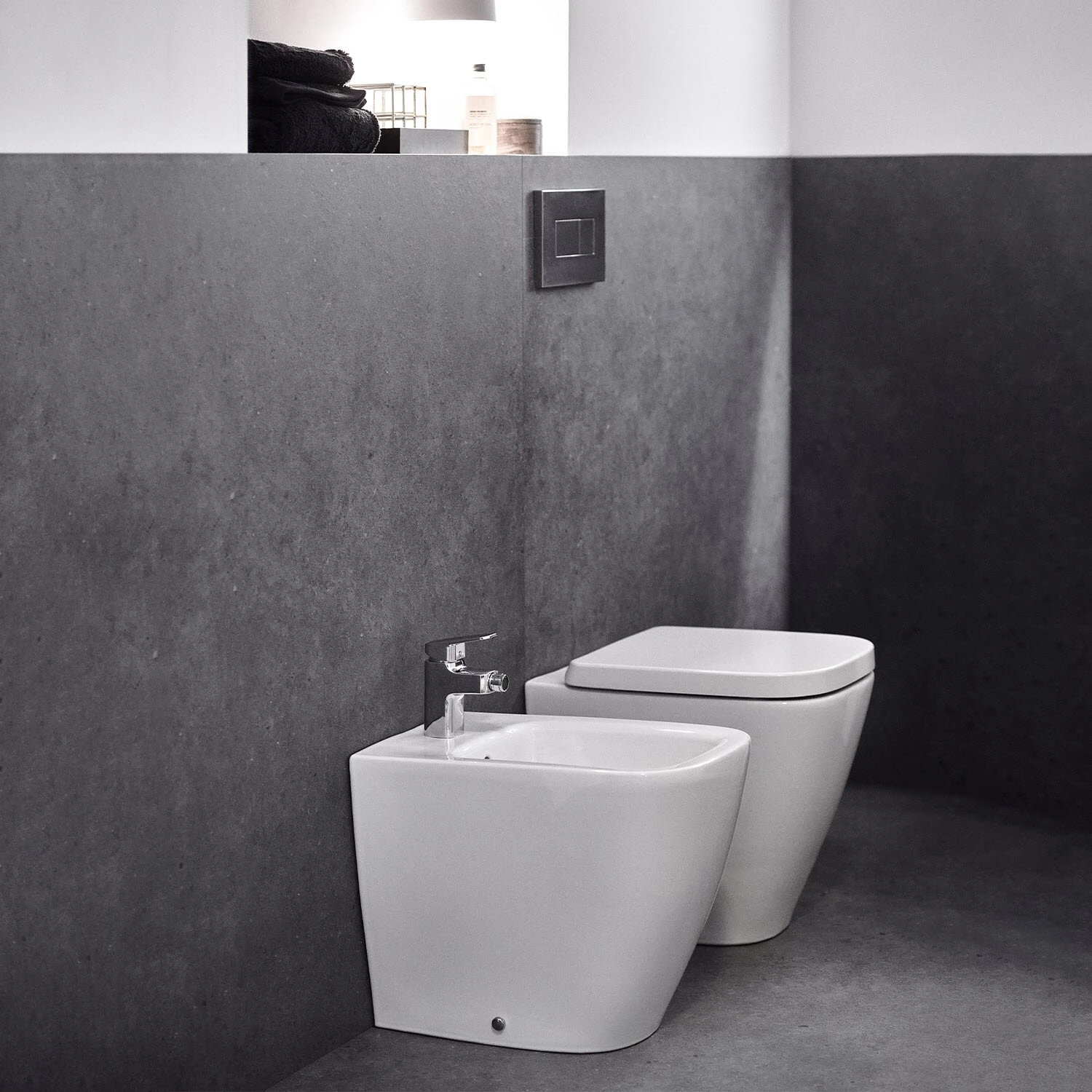 Ideal Standard I.life S Standtiefspül-WC Eckig Ohne Spülrand 7 Ideal Standard I.life S Standtiefspül-WC Eckig Ohne Spülrand – Bild 7
